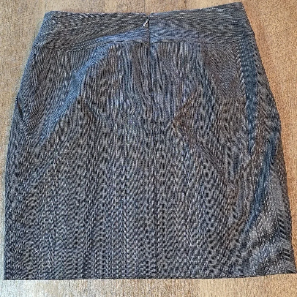 Michael Kors Charcoal Pencil Skirt. Size S